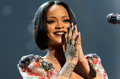 Mengaku Sakit, Rihanna Justru Twerking Saat Rayakan Ultah