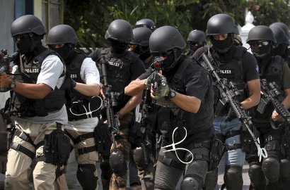 Bangun Pos Ronda Hingga Jadi Tukang Nasi Goreng, Usaha Densus 88 Tangkap Teroris