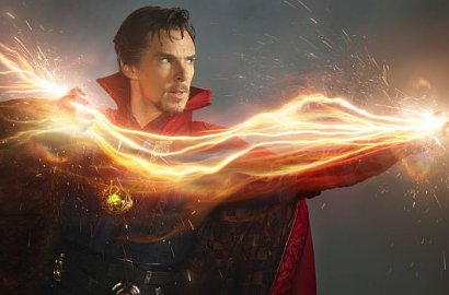 Benedict Cumberbatch Jatuh Tersungkur di Lokasi Syuting 'Doctor Strange'