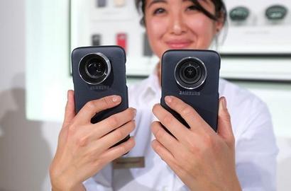 Samsung Pamer Lensa-Telephoto Untuk Galaxy S7 dan S7 Edge