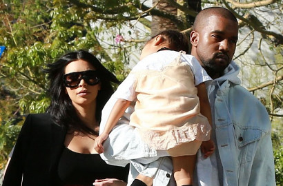 Kim Kardashian Akhirnya Posting Foto Pertama Saint West, Seperti Apa?