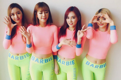 Kostum Semi Transparan dan Super Ketat, Girlgrup Six Bomb Dibilang Tante Murahan