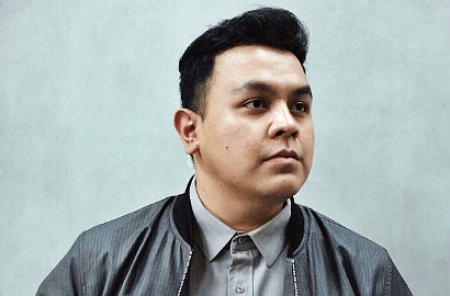 Gandeng 50 Musisi dari Praha, Single Baru Tulus Bikin Fans Penasaran