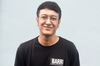 Begini Bahagianya Dimas Anggara 'London Love Story' Raih 1 Juta Penonton