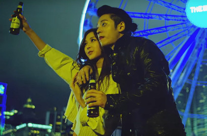 Selingkuh, Jung Joon Young Cium 2 Cewek Seksi di MV 'Sympathy'