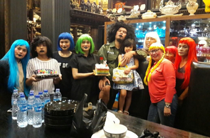 Demi Ultah Safeea, Dhani dan Mulan Jameela Tampil 'Norak'