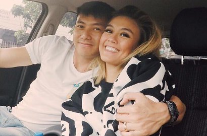 Sama-Sama Sibuk, Begini Cara Agnes Monica dan Wijaya Atasi Rindu