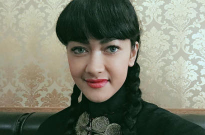 Potong Rambut untuk Penderita Kanker, Ini Penampilan Baru Julia Perez