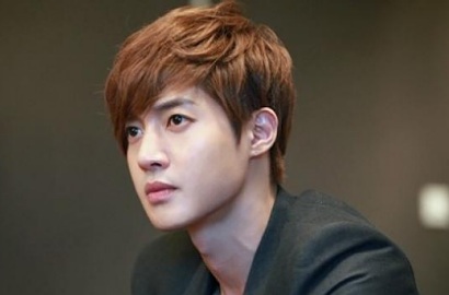 Ingin Besarkan Anak, Kim Hyun Joong Dihujat Tak Tahu Malu