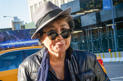 Diduga Stroke, Yoko Ono Istri Mendiang John Lennon Masuk Rumah Sakit