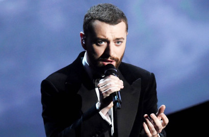 Wow, Sam Smith Gebrak Panggung Oscar 2016 Lewat 'Writing's On The Wall'