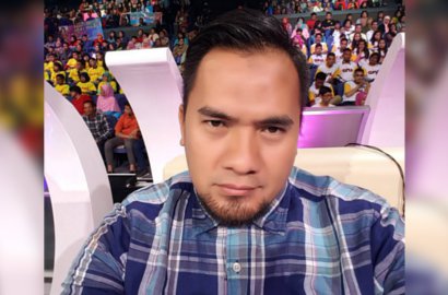 Dijenguk Ibu-Ibu Pengajian, Saipul Jamil Dibawakan Kue Bolu
