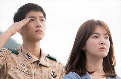 Joong Ki-Hye Kyo Ciuman Pertama, Fans 'Descendants of the Sun': Kurang Lama!