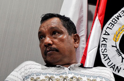 Sesaat Sebelum Eksekusi Paksa, Labora Sitorus Kabur Lewat laut
