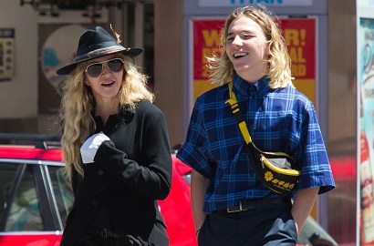 Madonna Nangis Kangen Anak, Rocco Justru Bersepeda Santai Bareng Sang Ayah