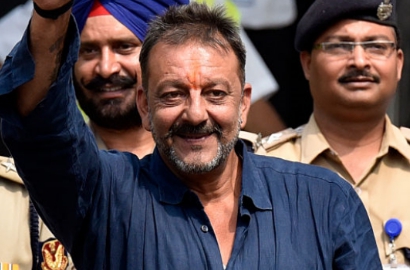 Jadi Pujangga Selama di Penjara, Sanjay Dutt Akan Segera Rilis Buku