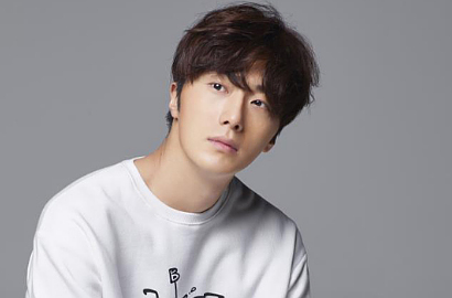 Gagal Keren, Fans Ngakak Jung Il Woo Nyaris Tertusuk Kacamata di Video Ini