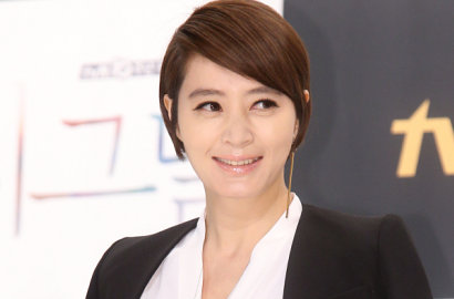 Rahasia Bodi Aduhai Kim Hye Soo Karena Pakai High Heels di Rumah?