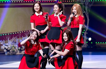 Red Velvet Umumkan Comeback, Yeri Mempesona di Teaser Foto 'The Velvet'