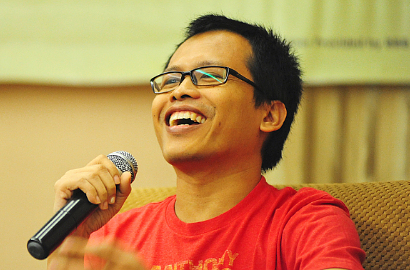 Hebat, Eka Kurniawan Jadi Penulis Indonesia Pertama yang Masuk Man Booker Prize