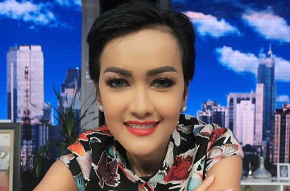 Penuh Konflik, Julia Perez Garang Hajar Preman-Preman di Trailer 'Gila Jiwa'