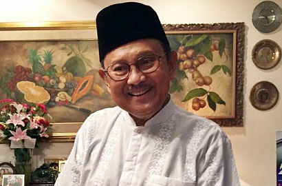 Kondisinya Sudah Membaik, BJ Habibie Diperbolehkan Pulang dari RS