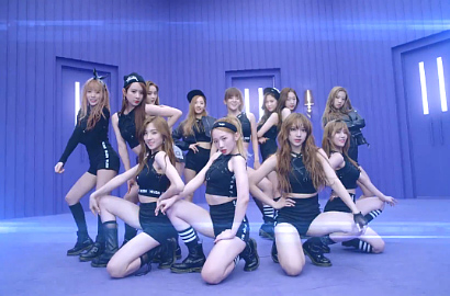 Nggak Imut Lagi, Cosmic Girls Jadi Gahar dan Seksi di MV 'Catch Me'
