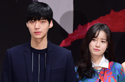 Ahn Jae Hyun Pandang Mesra Goo Hye Sun di Foto-Foto Paparazzi Dispatch