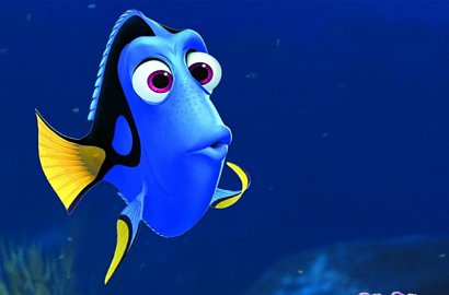 Dikelilingi Banyak Ikan, Dory Tersesat di Poster Baru 'Finding Dory'