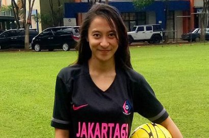 Windy Mayang, Fisioterapis Cantik di Tim Futsal ini Curi Perhatian Netter