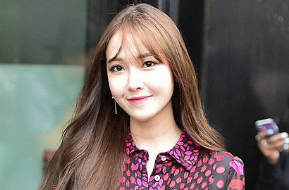 Sudah Selesai Syuting MV, Album Debut Solo Jessica Eks SNSD Ditunda?