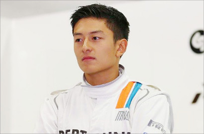 Ungkap Tantangan di F1, Rio Haryanto Targetkan Posisi 15 Besar