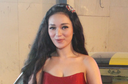 Dibully Soal Gurauan Lambang Negara, Zaskia Gotik Tak Bisa Tidur
