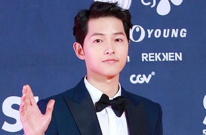 Ini yang Dipikirkan Joong Ki Sebelum Ciuman di 'Descendants of the Sun'