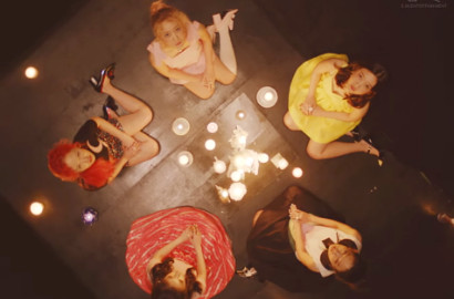Tampil Mellow, Red Velvet Ajak Fans Galau di MV 'One Of These Nights'