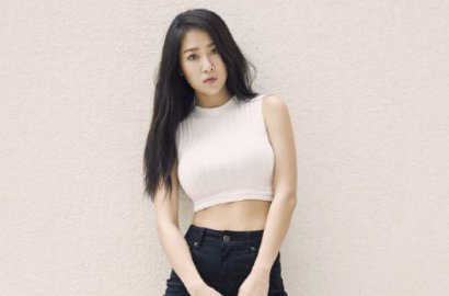 Umbar Perut dan Paha Seksi, Ini Foto Soyu Saat Pemotretan di Bali