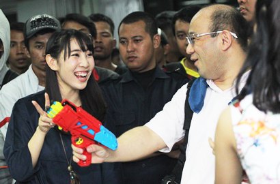 Inovasi Baru, Handshake Festival JKT48 Gelar Game Bareng Member
