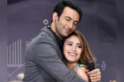 Ada yang Cemburu Ayu Ting Ting Mesra dengan Nadish 'Uttaran', Siapa?