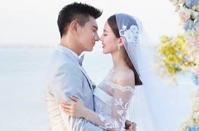 Gelar Pernikahan di Bali, Nicky Wu dan Cecilia Liu Ceria Foto Bareng Barong
