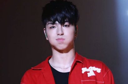 Tuai Kontroversi, Foto Diduga Junhoe iKON Sama Cewek di Klub Malam Jadi Viral