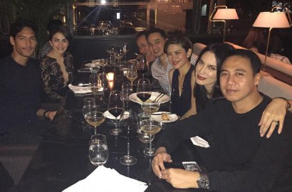 Foto Ala Adik Kakak, Cantik Sophia Latjuba atau Nikita Mirzani?