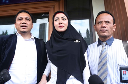 Suryono Tak Hadir, Bella Shofie Kesal Sidang Perceraian Ditunda