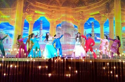 Rashami Desai 'Tapasya' dan Tina Dutta 'Ichcha' Battle Dance, Netizen: Keren Banget