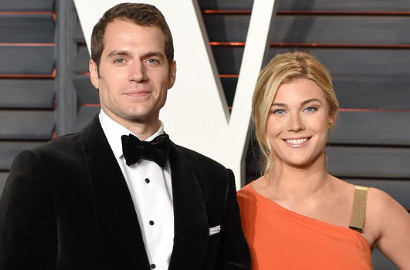 Bikin Iri, Henry Cavill 'Superman' Banjiri Pacar Mudanya dengan Pujian Manis