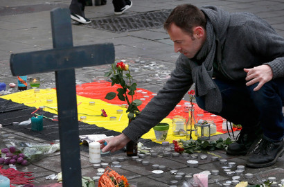 Ngeri, Ini Penampakan Baut yang Bersarang di Tubuh Korban Bom Brussels