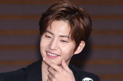 Jadi Jurnalis Kece, Song Jae Rim Antusias Bakal Muncul di 'Goodbye Mr. Black'