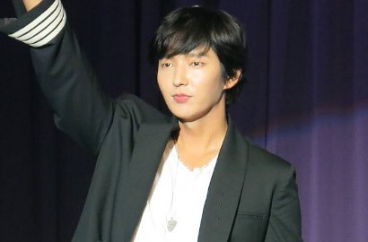 Lee Jun Ki Pamer Foto Remaja Berambut Jabrik, Masih Ganteng?