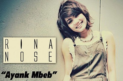 Rina Nose dan Fakhrul Razi Pelukan Mesra di MV 'Ayank Mbeb'
