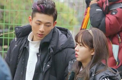 Akrab di Lokasi Syuting 'Page Turner', Kim So Hyun Selfie Imut Bareng Ji Soo