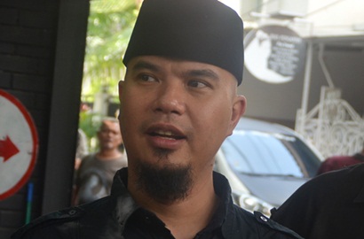 Foto Bareng Deddy Corbuzier, Maia Baper Ingat Ahmad Dhani?